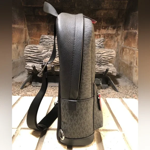 💥Moving to @the_bag_guy💥Michael Kors - Mason Varsity Stripe Sling Pack - Picture 12 of 16